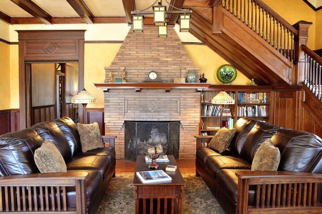 Iron Horse Inn Granbury Extérieur photo